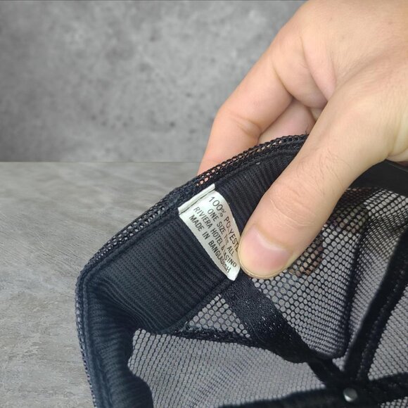 Vintage 90s 'Riviera Hotel' black trucker hat - Picture 3 of 3